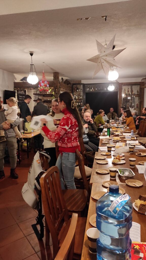 kolędowanie z turoniem i gwiazdą Swoi Stępczak 